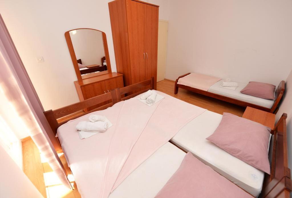 Apartments Rem نوفاليا المظهر الخارجي الصورة